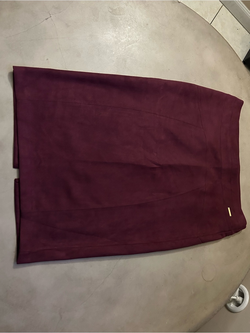 Structured Pencil Skirt in Deep Wine